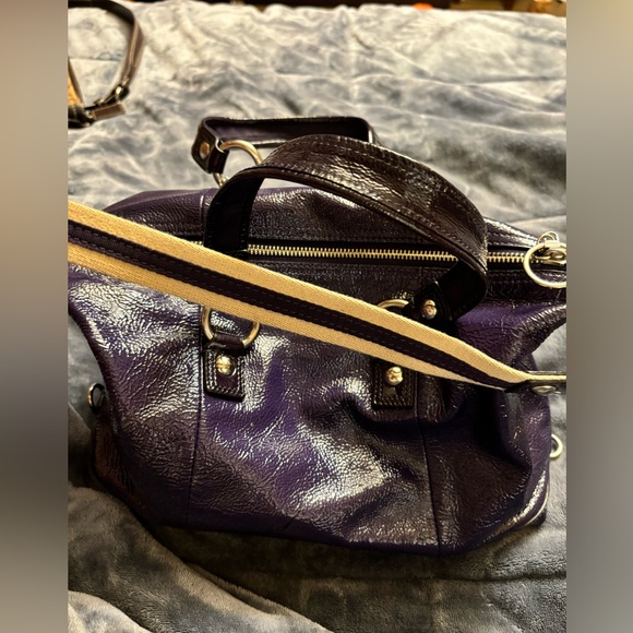 Coach Poppy Purple Patent Purse- Convertible Satchel- Color: Purple - Picture 4 of 7